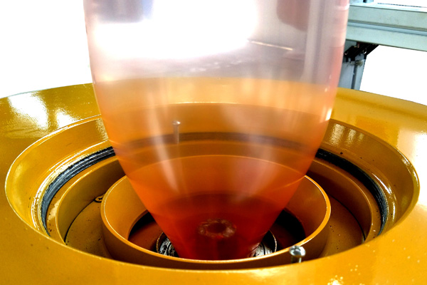 三層吹膜現(xiàn)場(chǎng)圖002.jpg